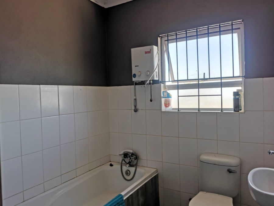 3 Bedroom Property for Sale in Hooikraal Rural Western Cape